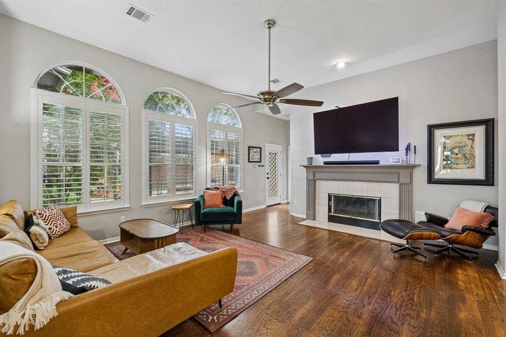 3104 Congress Avenue, Plano, TX 75025 3104 Congress Avenue, Plano, TX 75025