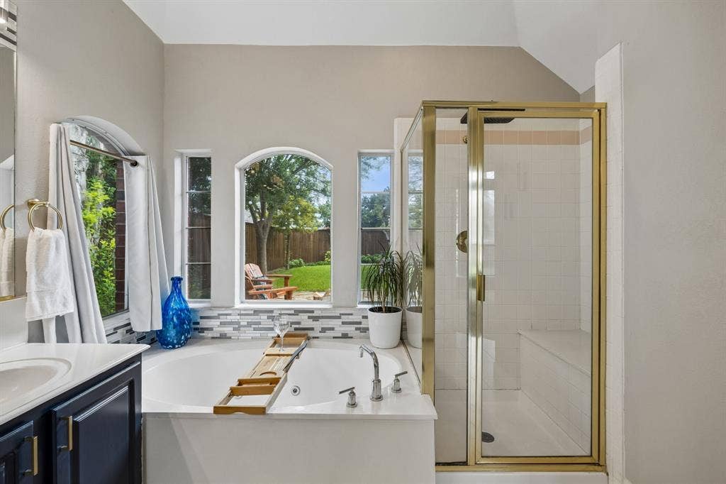 3104 Congress Avenue, Plano, TX 75025 3104 Congress Avenue, Plano, TX 75025