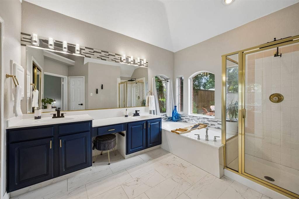 3104 Congress Avenue, Plano, TX 75025 3104 Congress Avenue, Plano, TX 75025