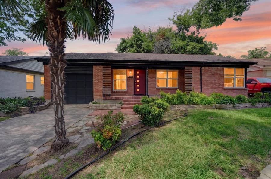 Property photo for 2729 Province Lane, Dallas, TX