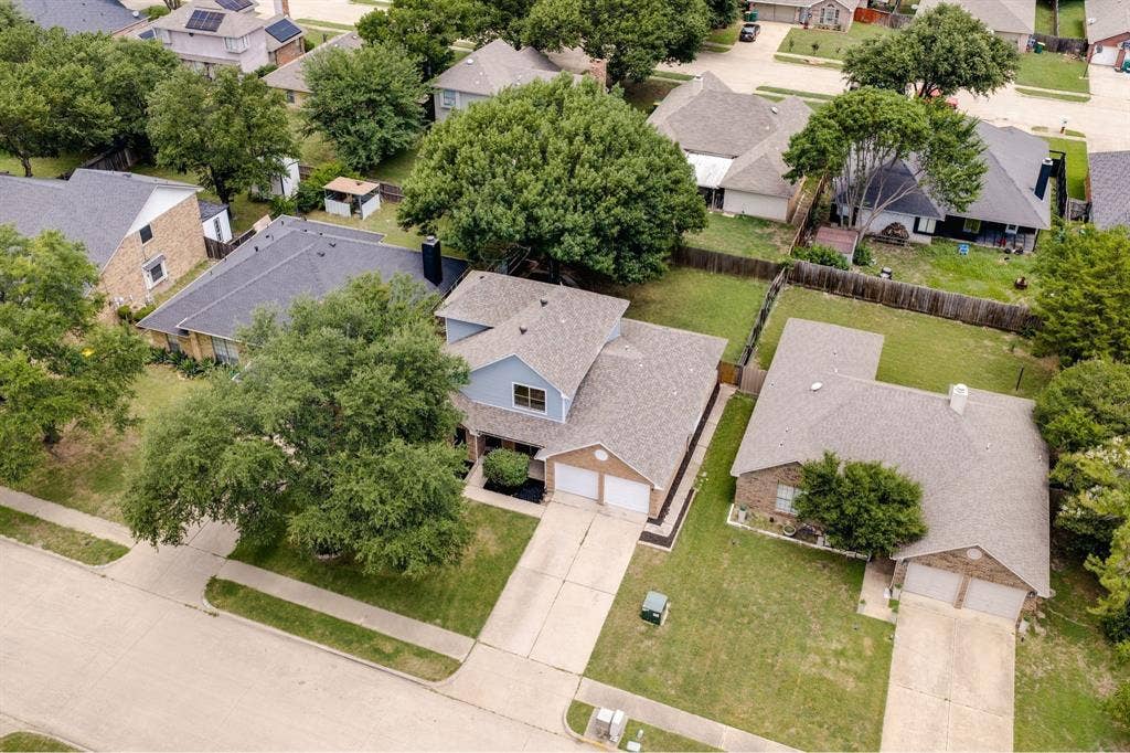 1230 Castleman Drive, Cedar Hill, TX 75104 1230 Castleman Drive, Cedar Hill, TX 75104