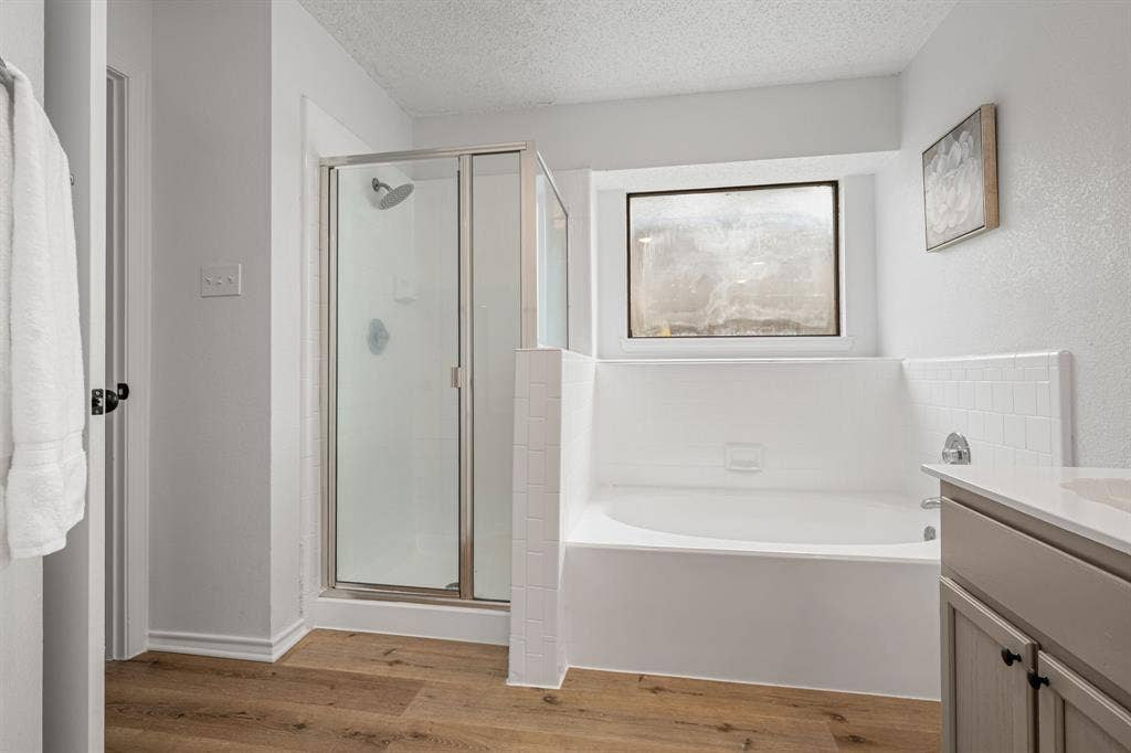 1230 Castleman Drive, Cedar Hill, TX 75104 1230 Castleman Drive, Cedar Hill, TX 75104