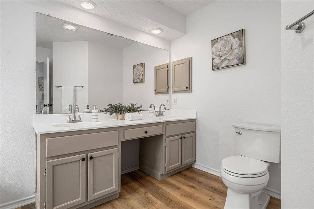 1230 Castleman Drive, Cedar Hill, TX 75104 1230 Castleman Drive, Cedar Hill, TX 75104