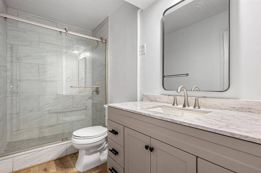 1230 Castleman Drive, Cedar Hill, TX 75104 1230 Castleman Drive, Cedar Hill, TX 75104