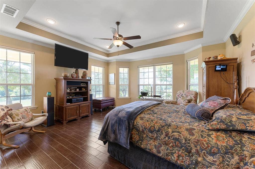 5270 Saddle Ridge Court, Athens, TX 75752 5270 Saddle Ridge Court, Athens, TX 75752