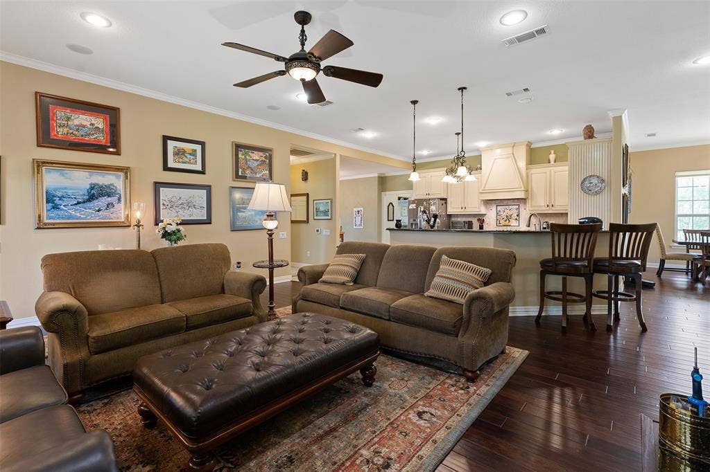 5270 Saddle Ridge Court, Athens, TX 75752 5270 Saddle Ridge Court, Athens, TX 75752