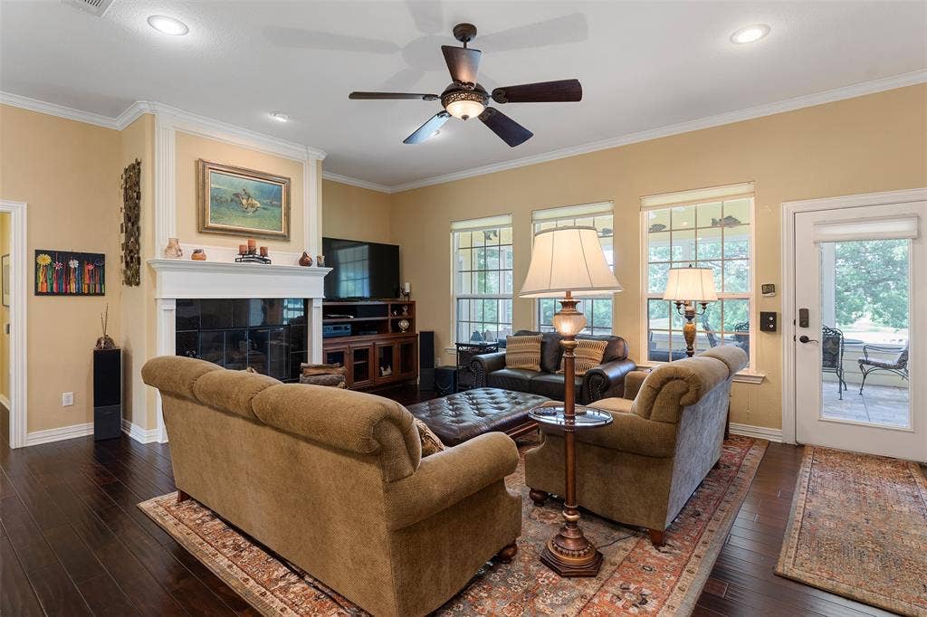 5270 Saddle Ridge Court, Athens, TX 75752 5270 Saddle Ridge Court, Athens, TX 75752