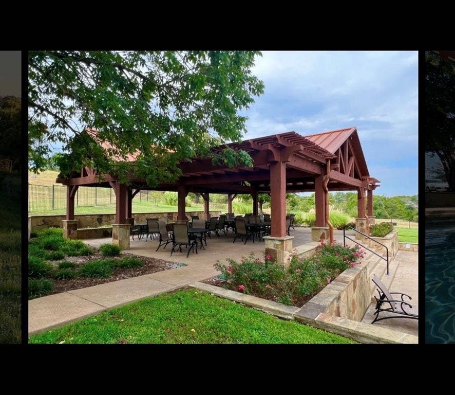 5270 Saddle Ridge Court, Athens, TX 75752 5270 Saddle Ridge Court, Athens, TX 75752