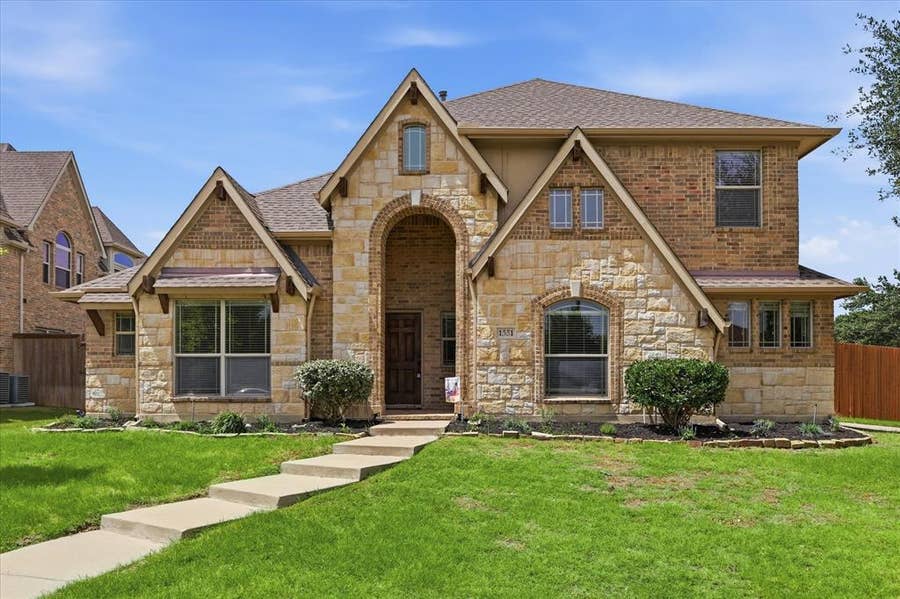 Property photo for 1551 Meadow Run Drive, Prosper, TX