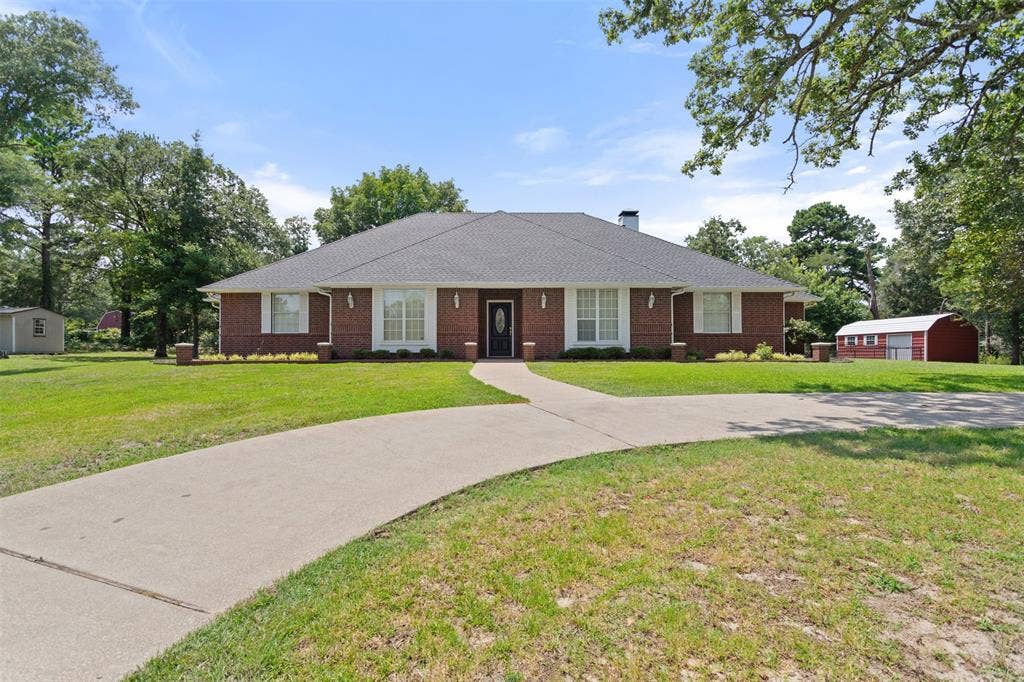 17681 Huckleberry Circle, Lindale, TX 75771 17681 Huckleberry Circle, Lindale, TX 75771