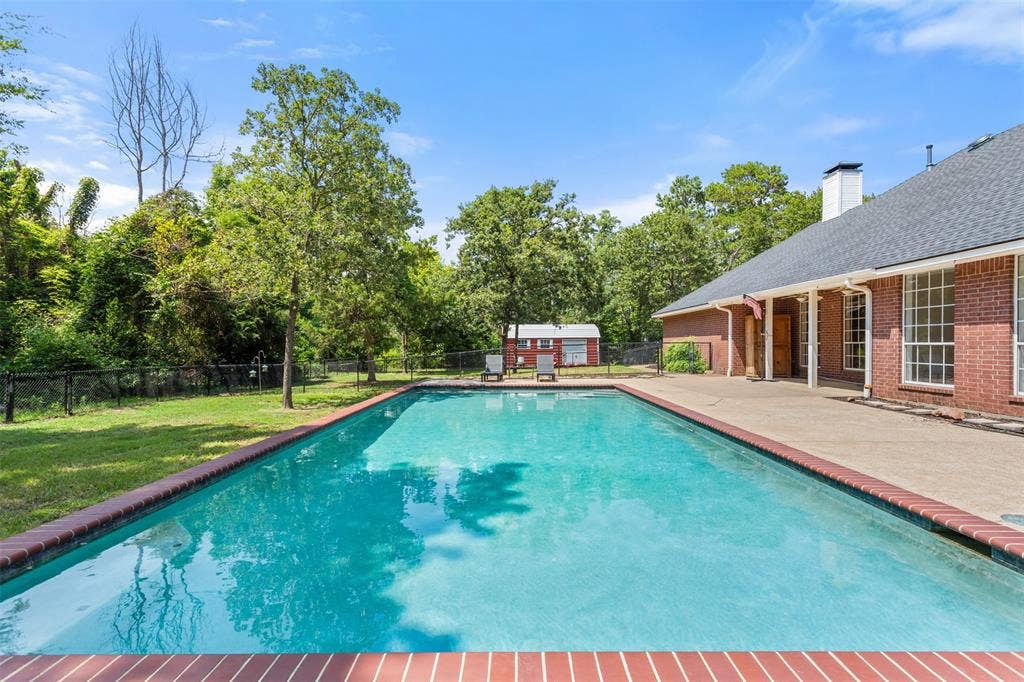 17681 Huckleberry Circle, Lindale, TX 75771 17681 Huckleberry Circle, Lindale, TX 75771