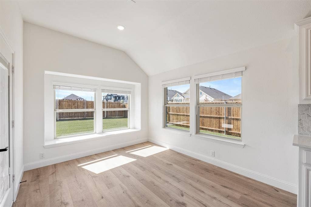 200 Sweetwater Drive, Commerce, TX 75428 200 Sweetwater Drive, Commerce, TX 75428