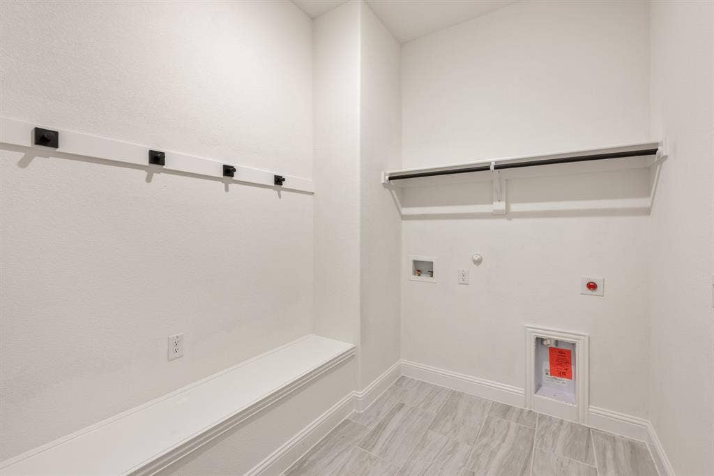 200 Sweetwater Drive, Commerce, TX 75428 200 Sweetwater Drive, Commerce, TX 75428
