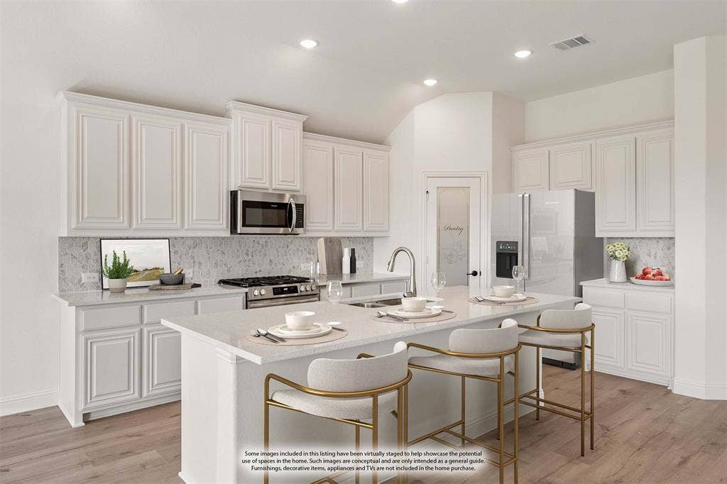 200 Sweetwater Drive, Commerce, TX 75428 200 Sweetwater Drive, Commerce, TX 75428