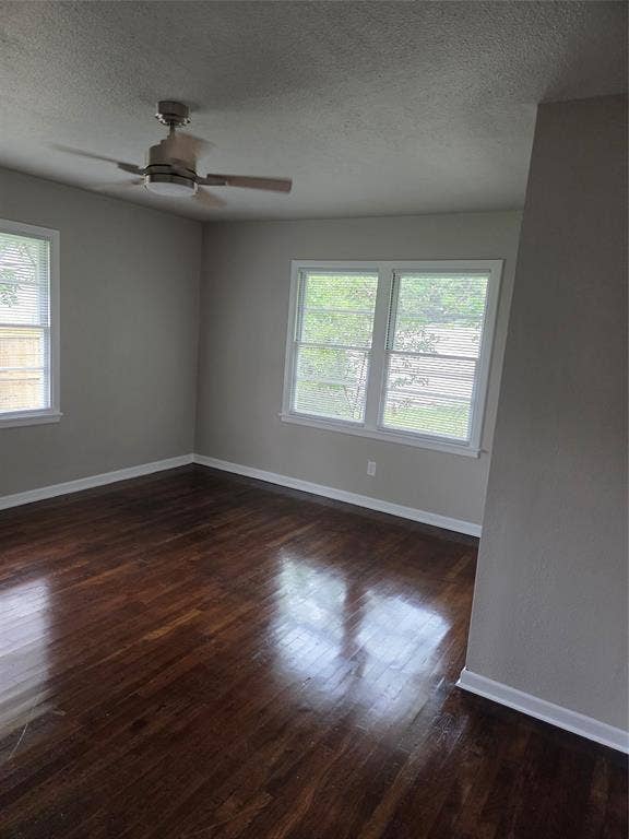 4325 Kendall Lane, Waco, TX 76705 4325 Kendall Lane, Waco, TX 76705
