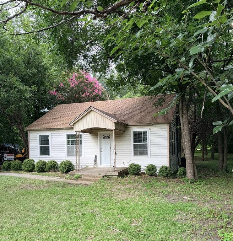 Property photo for 310 College Street, Wilmer, TX