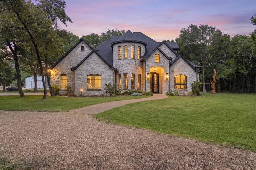 Property photo for 1074 Rogers Hill Spur, Waco, TX