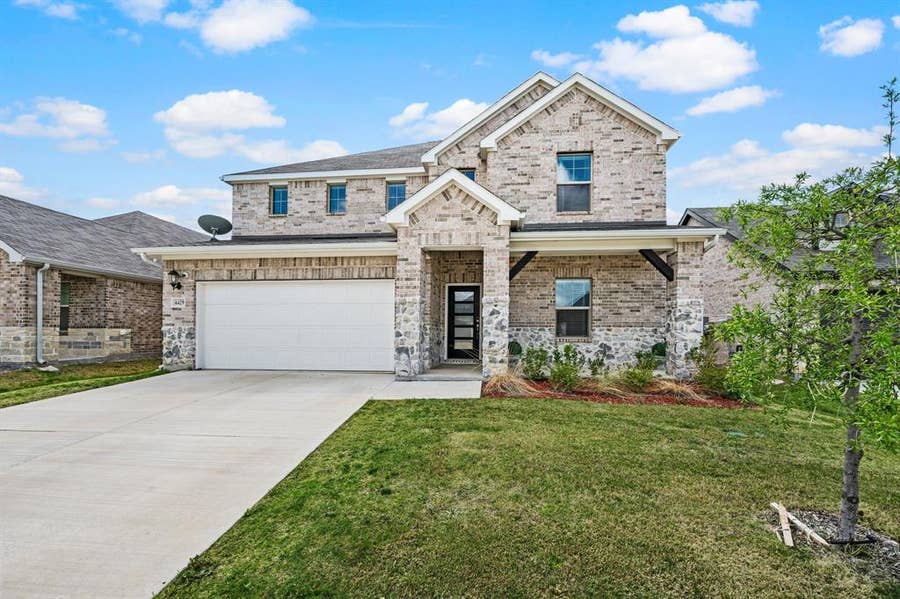 Property photo for 6429 Hidden Flower Way, Fort Worth, TX