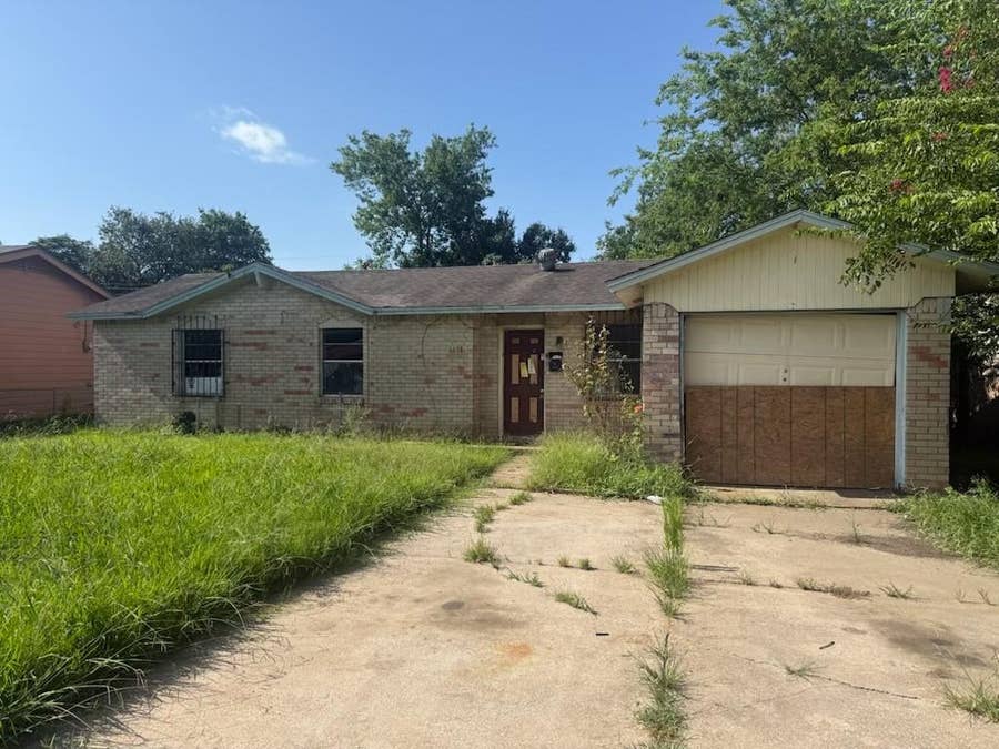 Property photo for 1522 Carson Drive, Mesquite, TX
