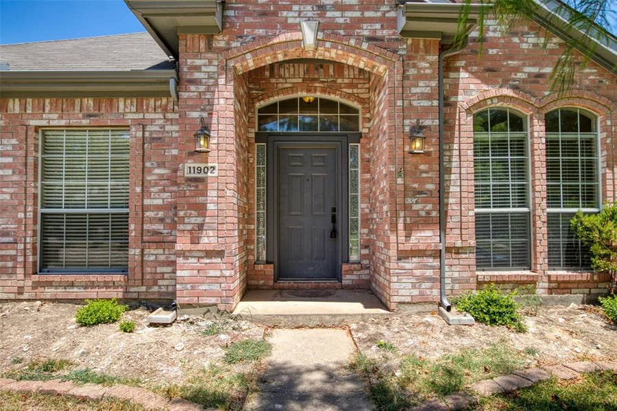 Property photo for 11902 Amber Valley Drive, Frisco, TX