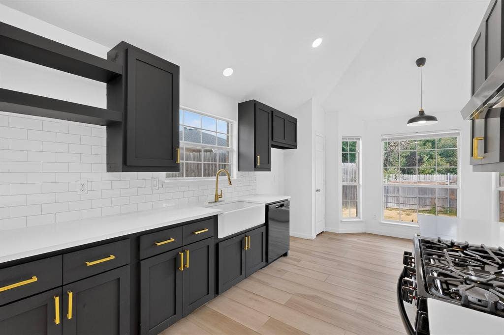 5203 Alta Vista Lane, Arlington, TX 76017 5203 Alta Vista Lane, Arlington, TX 76017
