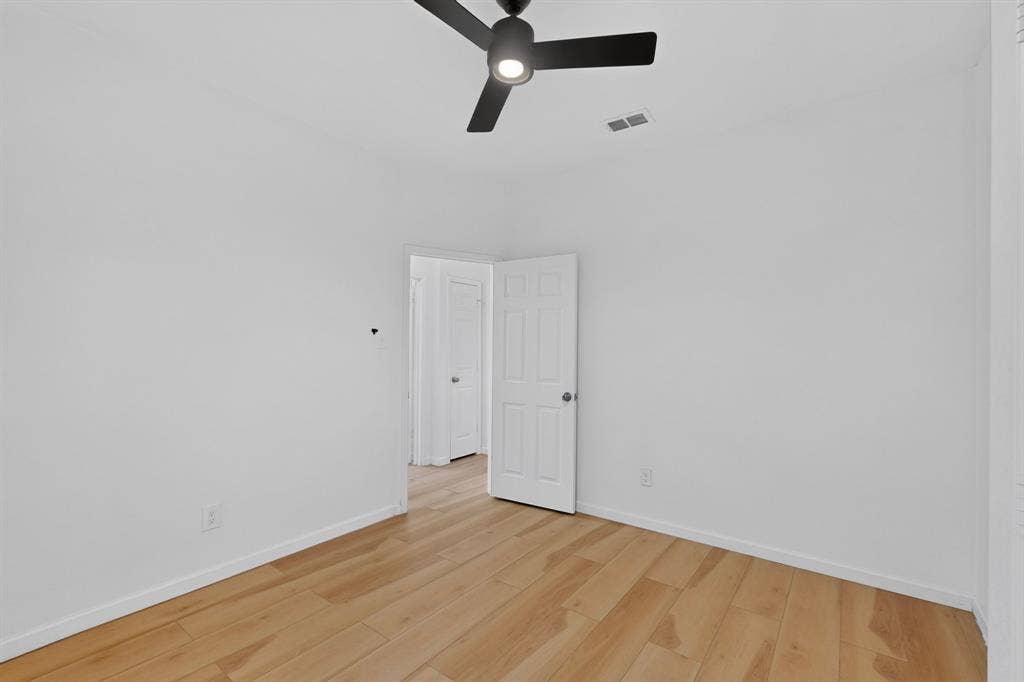 5203 Alta Vista Lane, Arlington, TX 76017 5203 Alta Vista Lane, Arlington, TX 76017