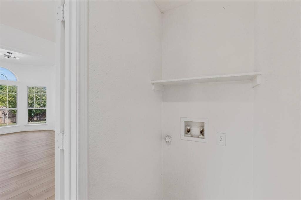 5203 Alta Vista Lane, Arlington, TX 76017 5203 Alta Vista Lane, Arlington, TX 76017