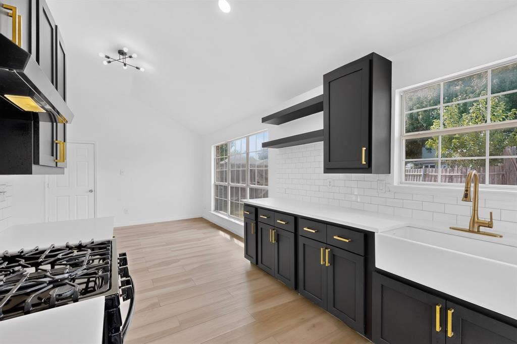 5203 Alta Vista Lane, Arlington, TX 76017 5203 Alta Vista Lane, Arlington, TX 76017