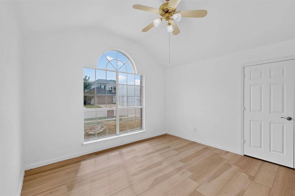 5203 Alta Vista Lane, Arlington, TX 76017 5203 Alta Vista Lane, Arlington, TX 76017
