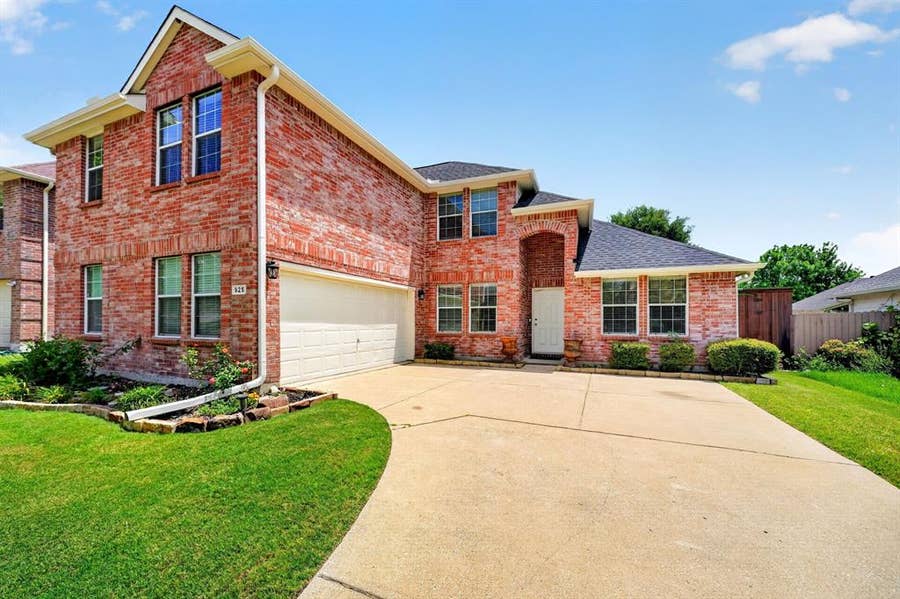 Property photo for 925 Cedar Creek Drive, Wylie, TX