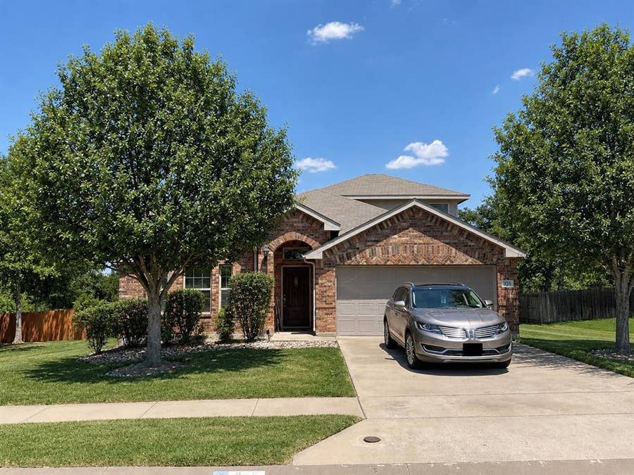 Property photo for 225 Woodhaven Trail, Waco, TX