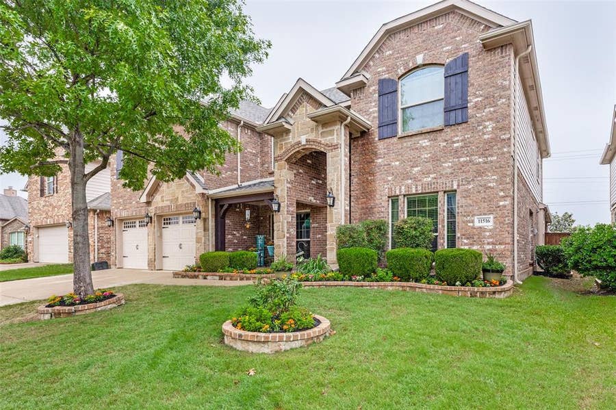 Property photo for 11516 Compton Trail, Fort Worth, TX