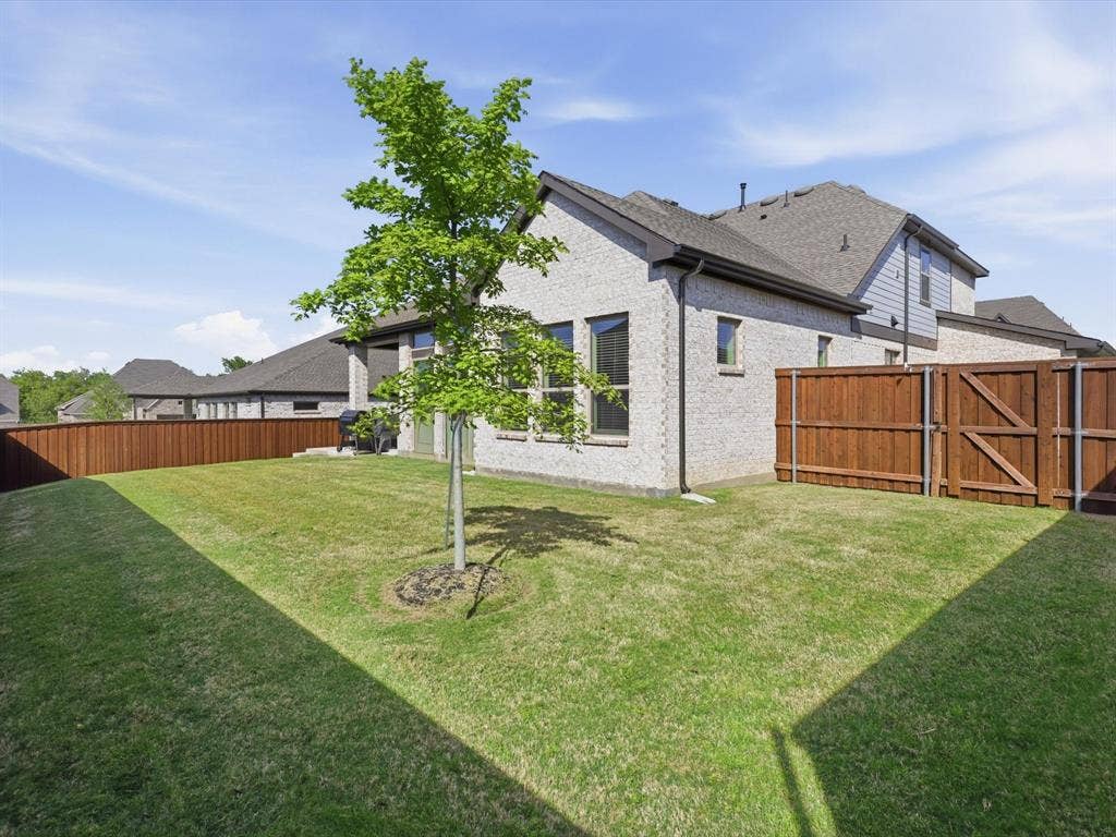603 Crystal View Drive, Mansfield, TX 76063 603 Crystal View Drive, Mansfield, TX 76063