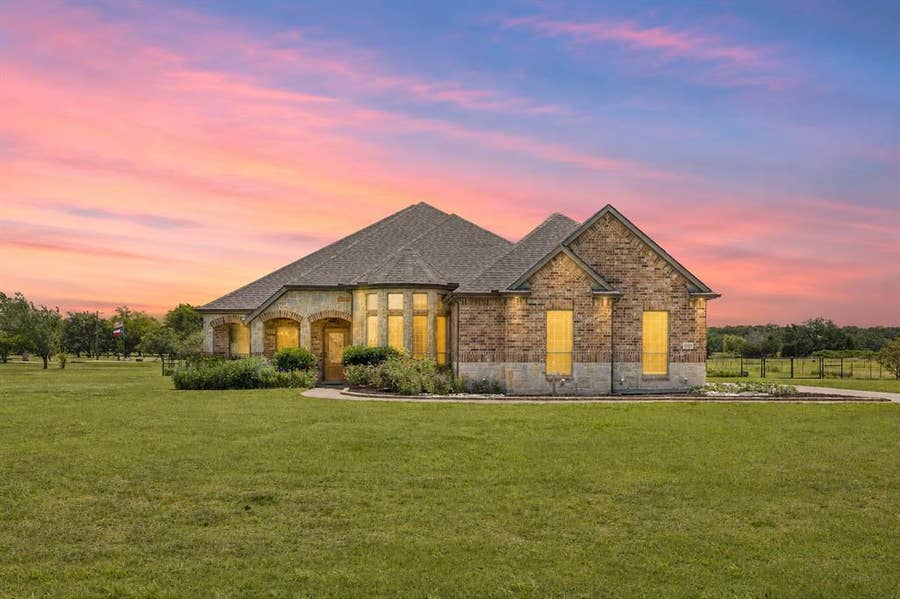 Property photo for 6365 Graham Point, Royse City, TX