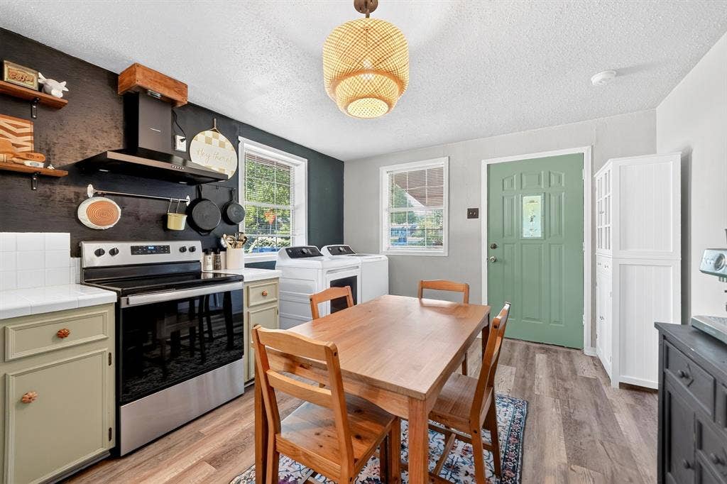 810 Edna Street, Athens, TX 75751 810 Edna Street, Athens, TX 75751