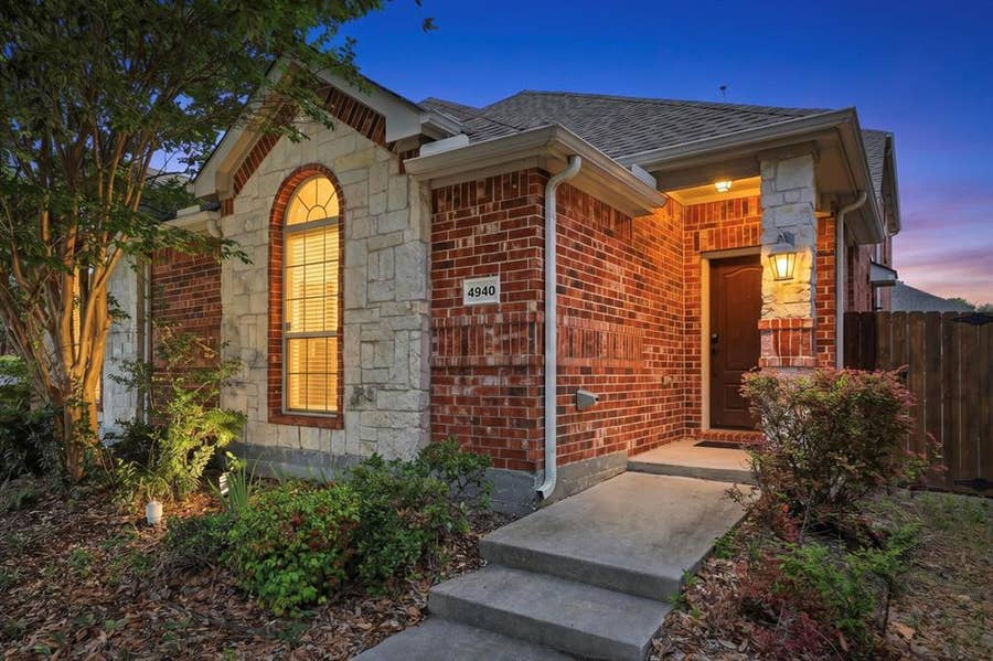 Property photo for 4940 Stray Creek Lane, McKinney, TX
