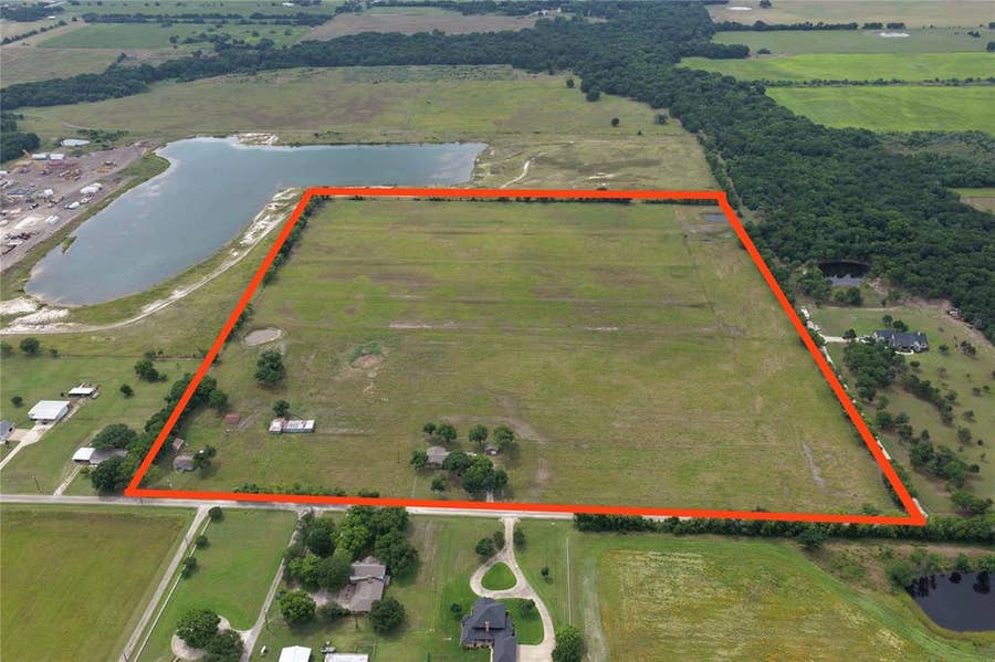Property photo for 371 Liska Road, Ennis, TX