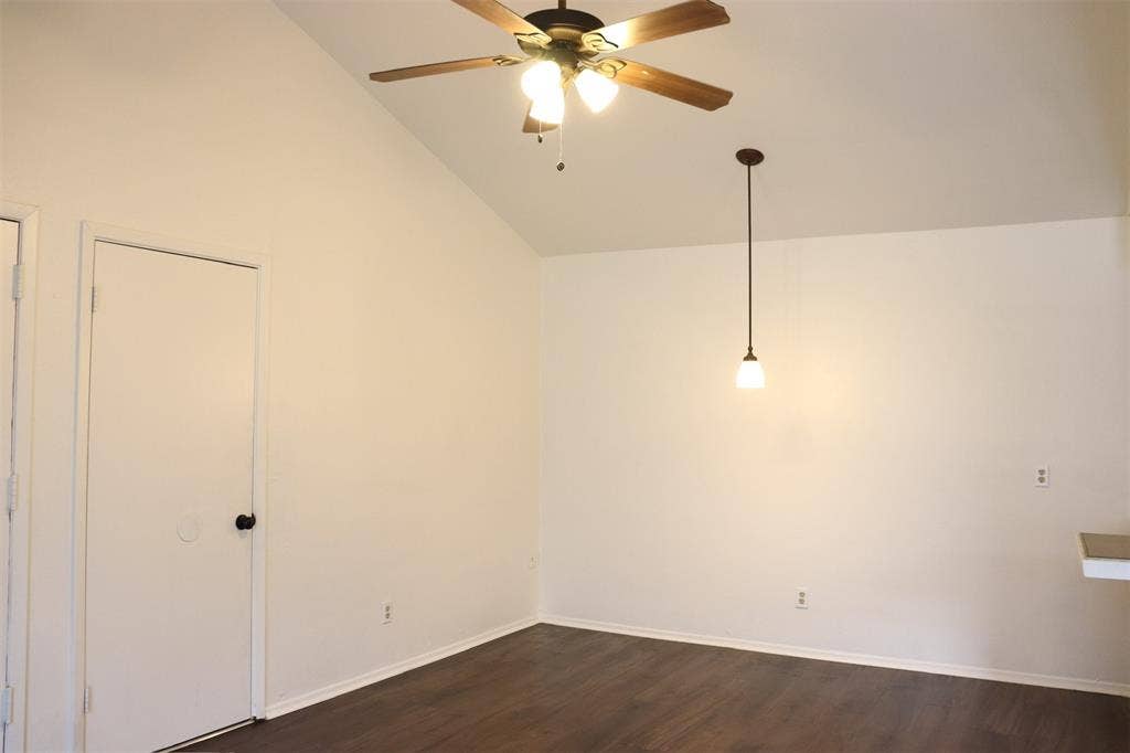 10020 Redondo Drive, Dallas, TX 75218 10020 Redondo Drive, Dallas, TX 75218