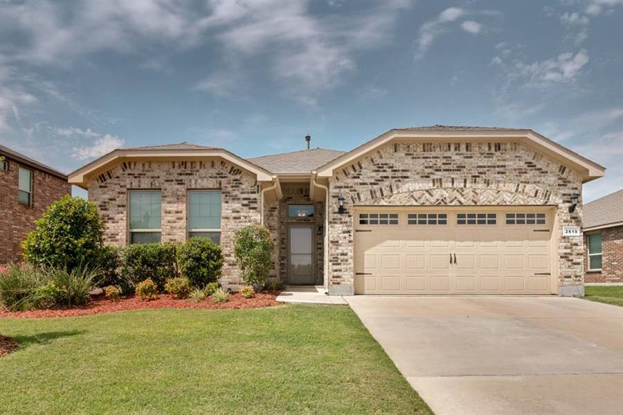Property photo for 2619 Sunburst Drive, Glenn Heights, TX