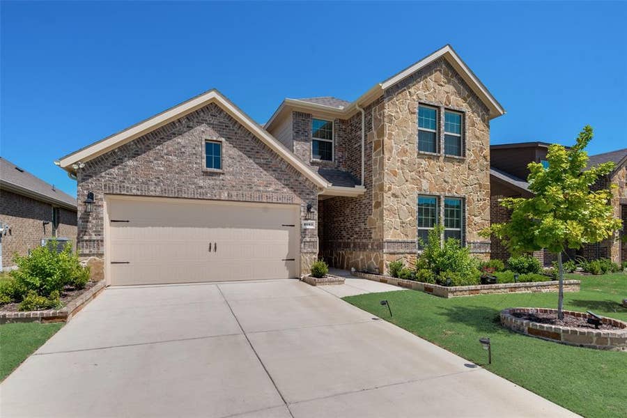 Property photo for 2085 Tahoka Lane, Heath, TX