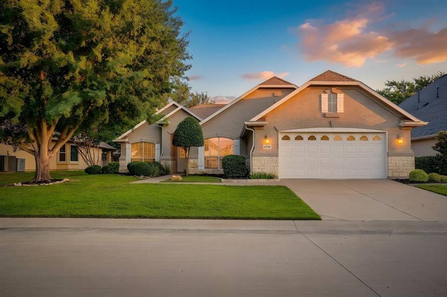 Property photo for 10508 Belvedere Drive, Denton, TX