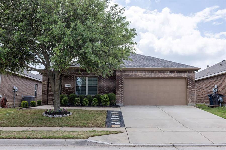 Property photo for 4833 Elkhart Drive, Fort Worth, TX