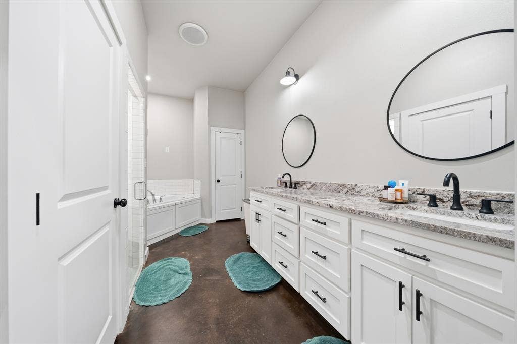 5839 S 3rd St Road, Waco, TX 76706 5839 S 3rd St Road, Waco, TX 76706