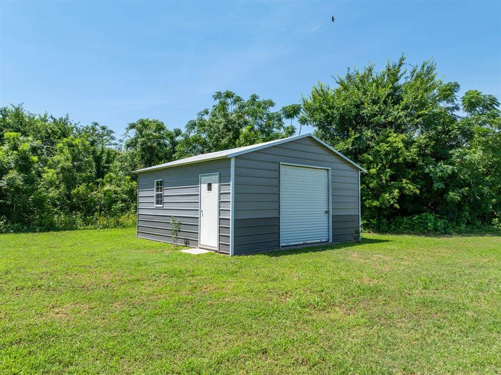 5839 S 3rd St Road, Waco, TX 76706 5839 S 3rd St Road, Waco, TX 76706