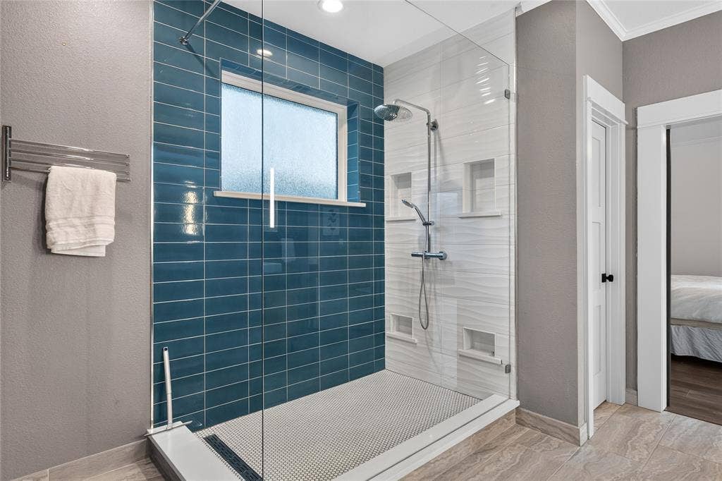 6701 Leslie Court, Plano, TX 75023 6701 Leslie Court, Plano, TX 75023