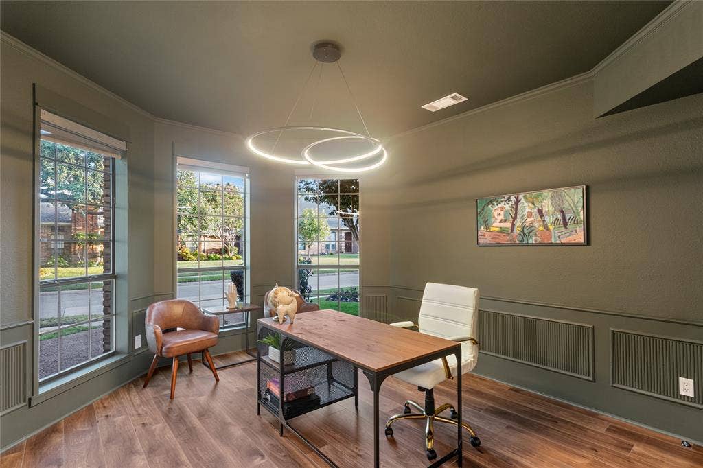 6701 Leslie Court, Plano, TX 75023 6701 Leslie Court, Plano, TX 75023