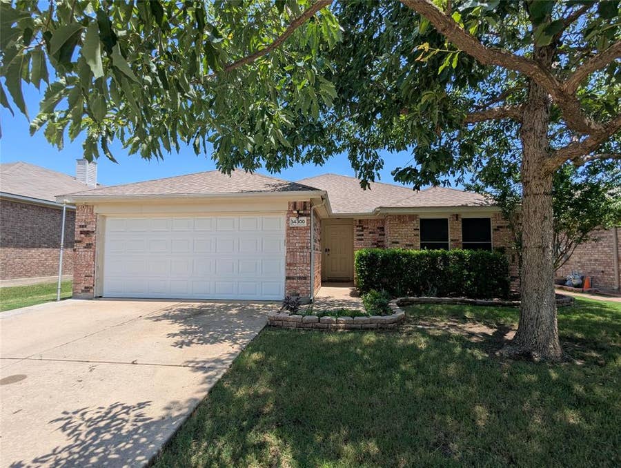 Property photo for 14300 Polo Ranch Street, Fort Worth, TX