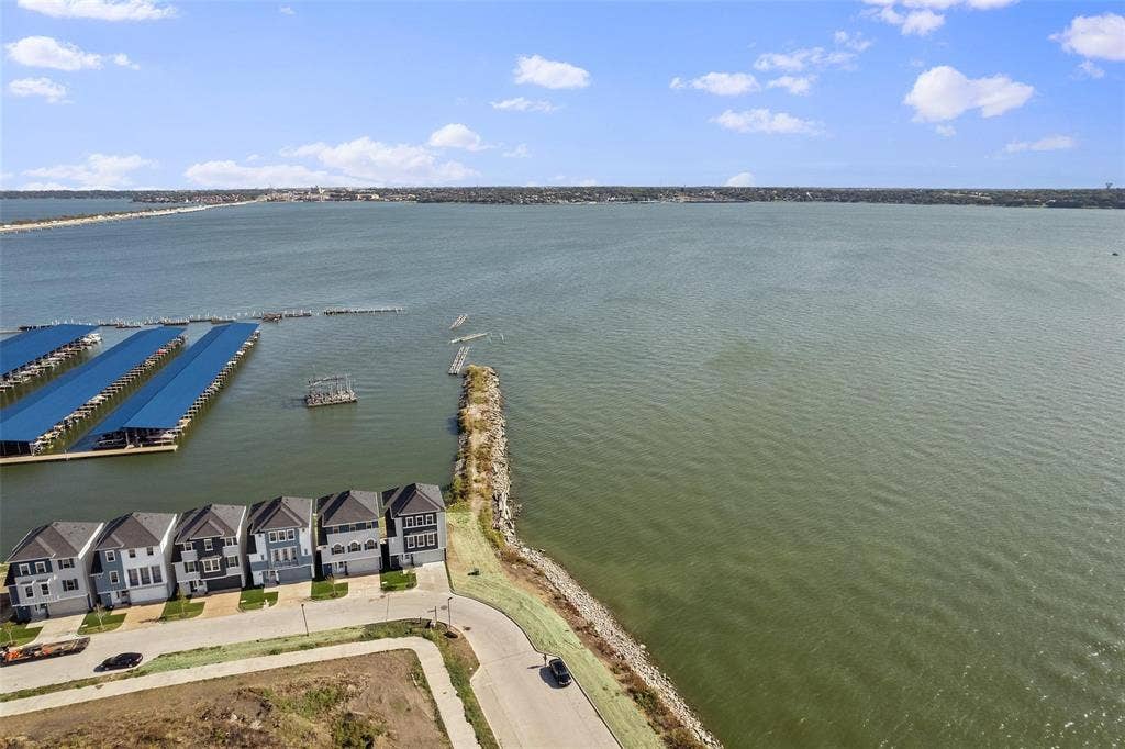 1101 Marc Lane, Rowlett, TX 75088 1101 Marc Lane, Rowlett, TX 75088
