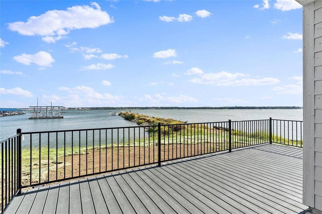 1101 Marc Lane, Rowlett, TX 75088 Wood deck facing lake& marina area