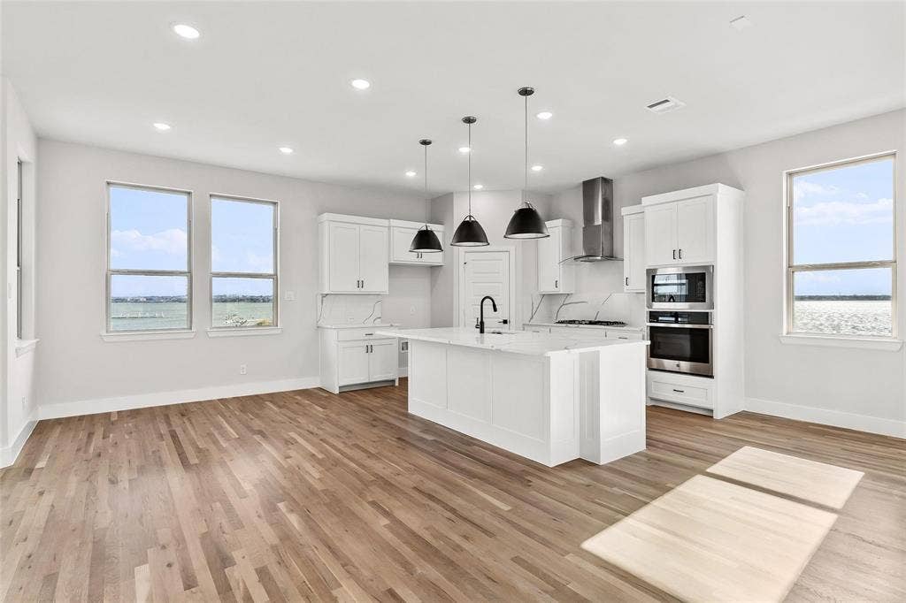 1101 Marc Lane, Rowlett, TX 75088 Island kitchen